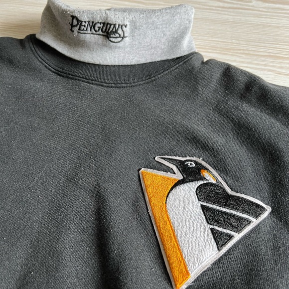 Vintage Majestic Pittsburgh Penguins Turtleneck Sweater - Picture 4 of 6
